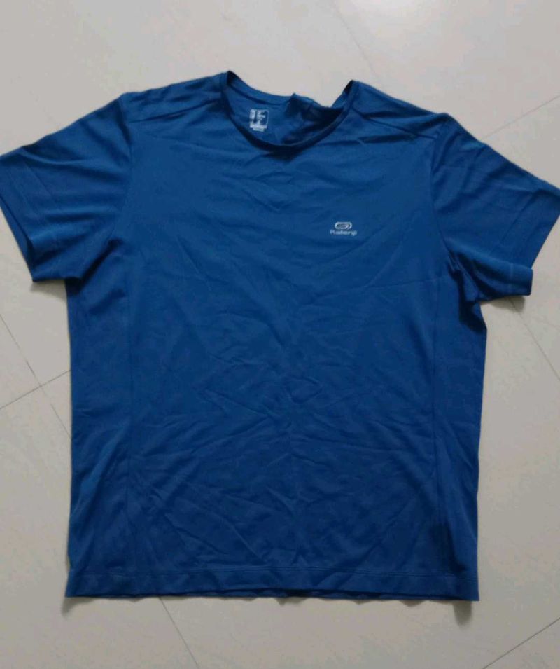 Decathlon running tshirt