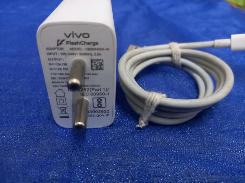 Vivo V27 Original 66w Flash Charger