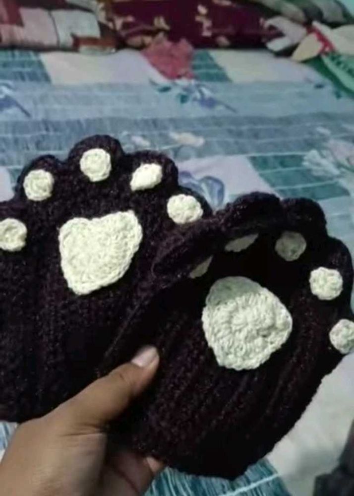 Crochet Bear Paw gloves