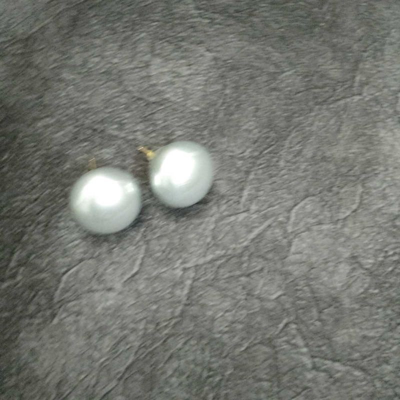Pearl Stud Earrings