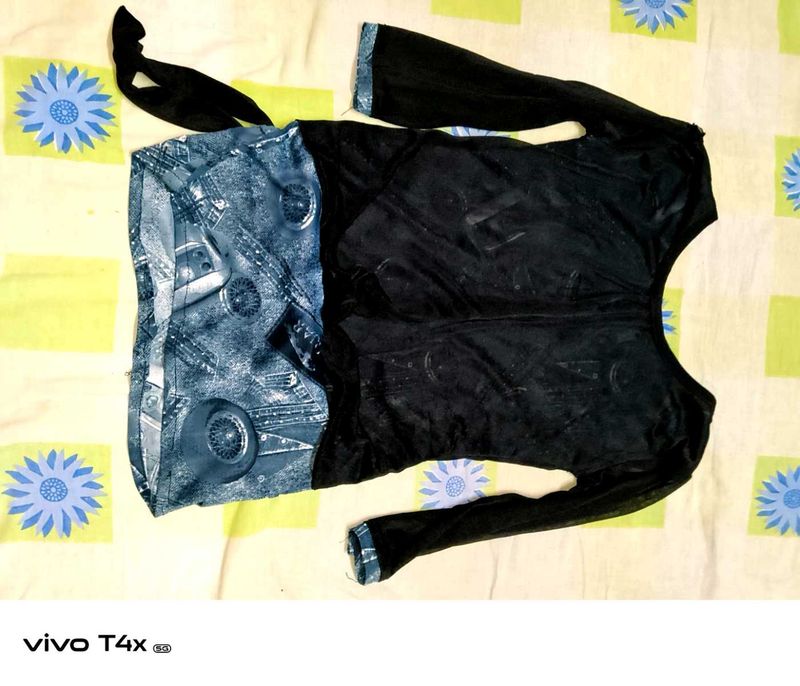 Stylish Patterned Top