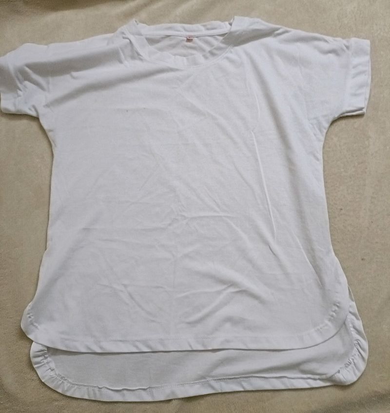 Plain White Tshirt With Up And Down Style An
