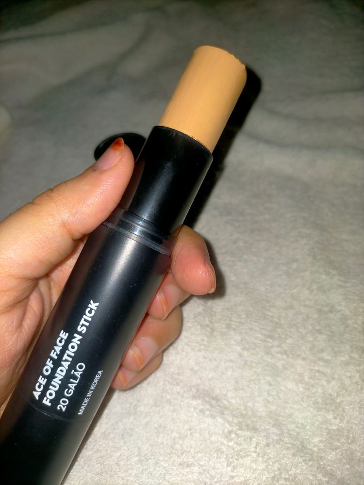 Sugar Ace of Face Foundation Stick In Shade Galao