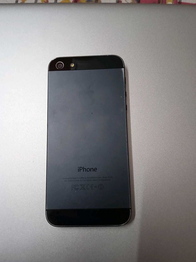 IPHONE 5s Charging Port Repair Needs Only