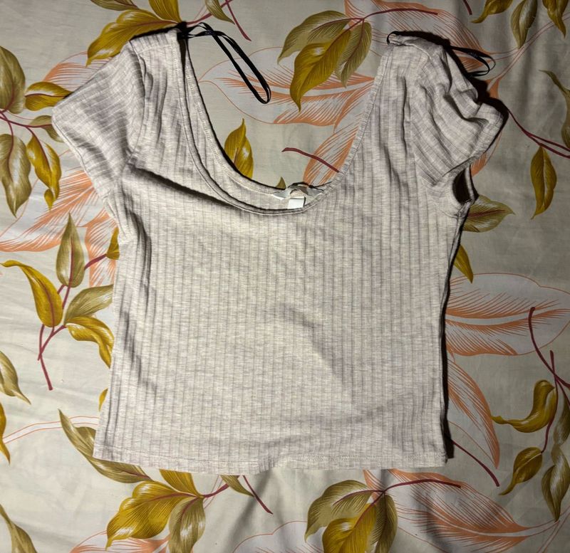 hnm casual round neck beige top