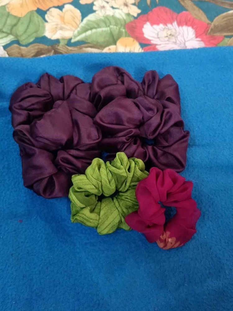 4 xxl + 2 small Hair Scrunchie Set