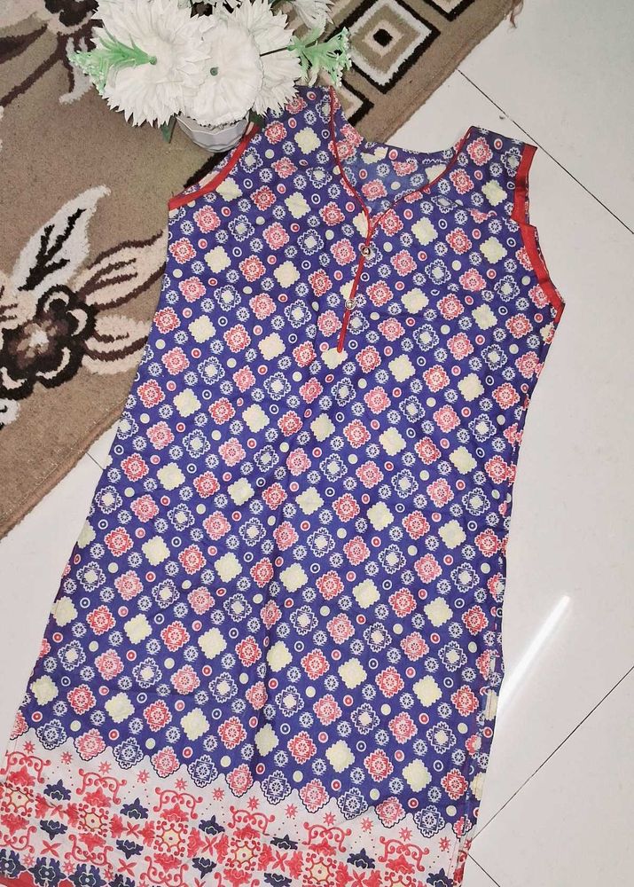Sleeveless Printed Kurti