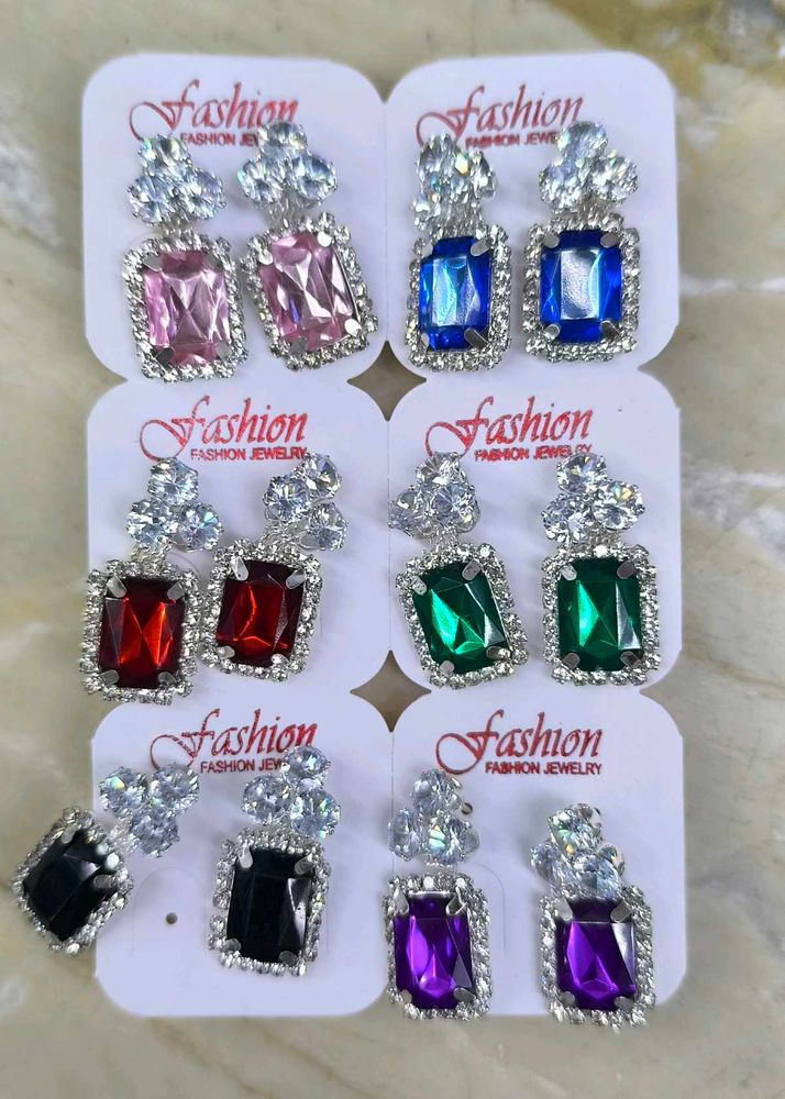 Beautiful Studs For Girl and Women&#39;s 2 Pair