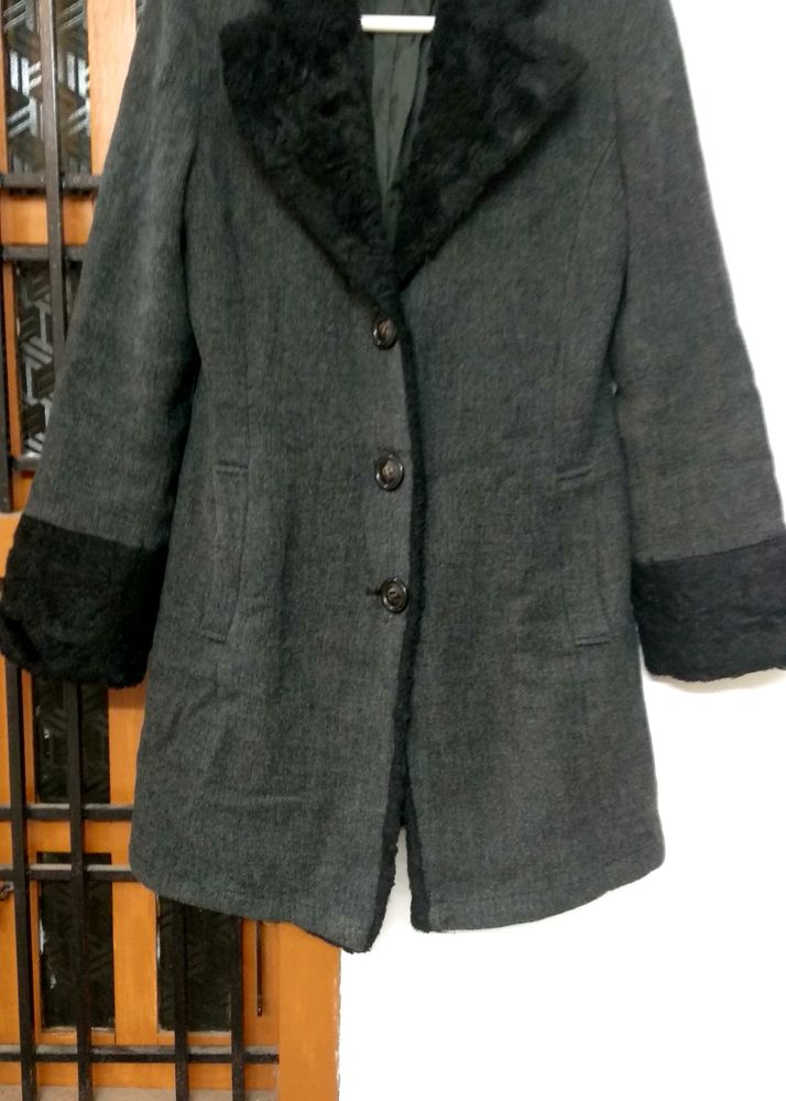 Branded Warm Winter coat For Outerwear.