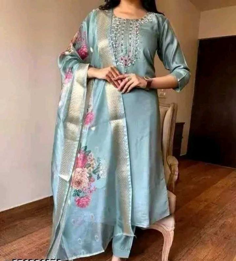 Elegant Embroidered Kurta Set