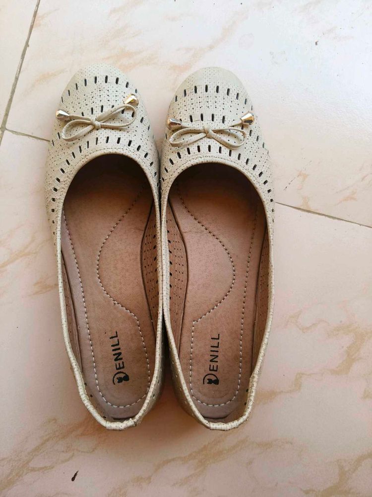 Denill Flats with Bow Detail