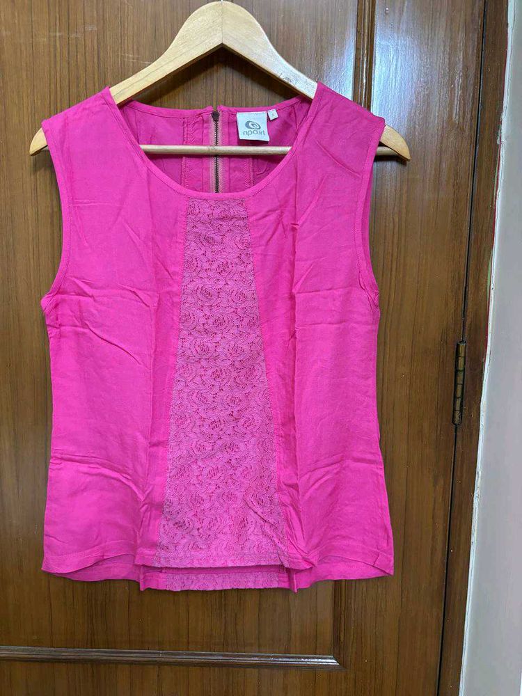 Lace Pink Sleeveless Top