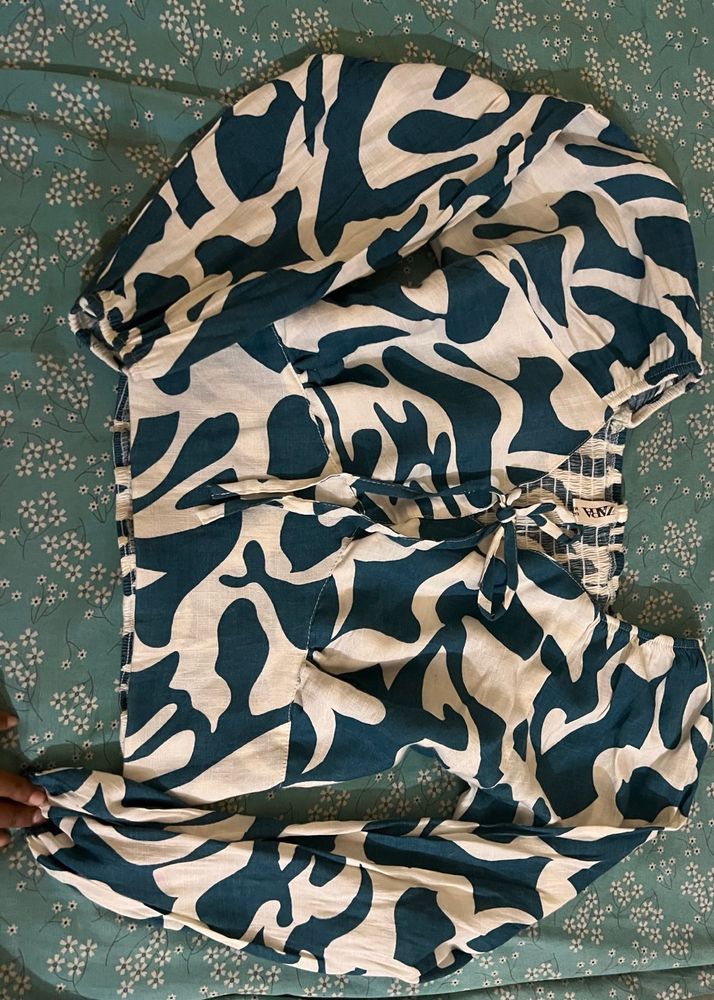 Zara Abstract Print Crop Top
