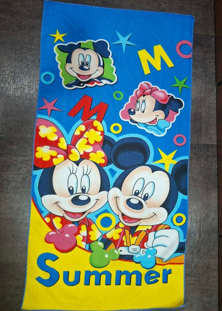 Mickey &amp; Minnie Towel