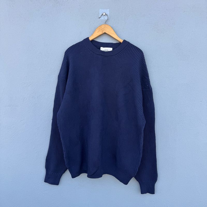 Navy Blue Knit Pullover