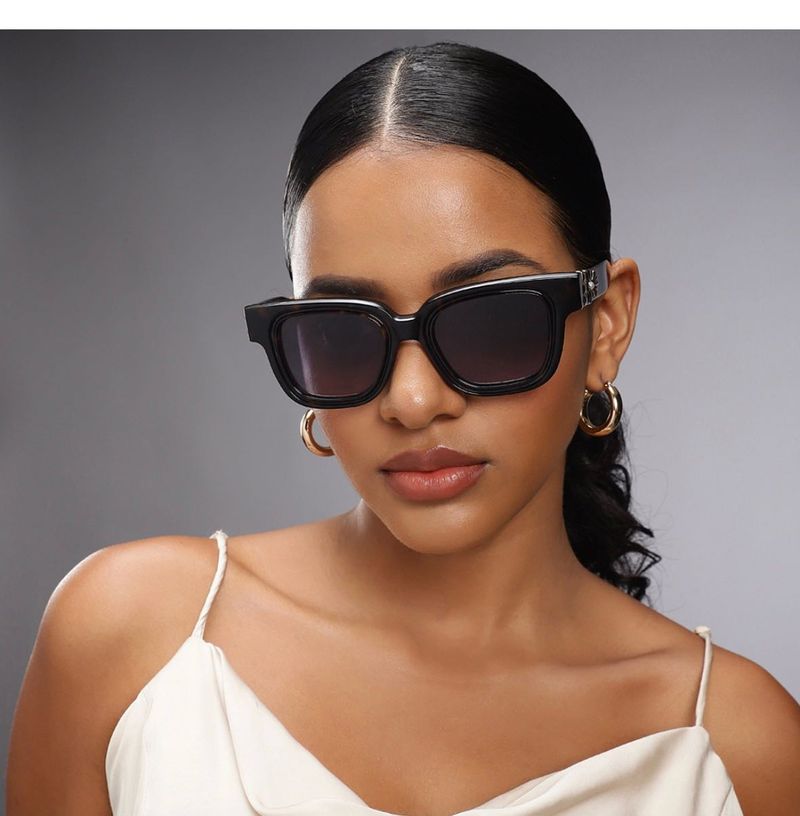 John Jacobs Women Black Full Rim Square Sunglasses