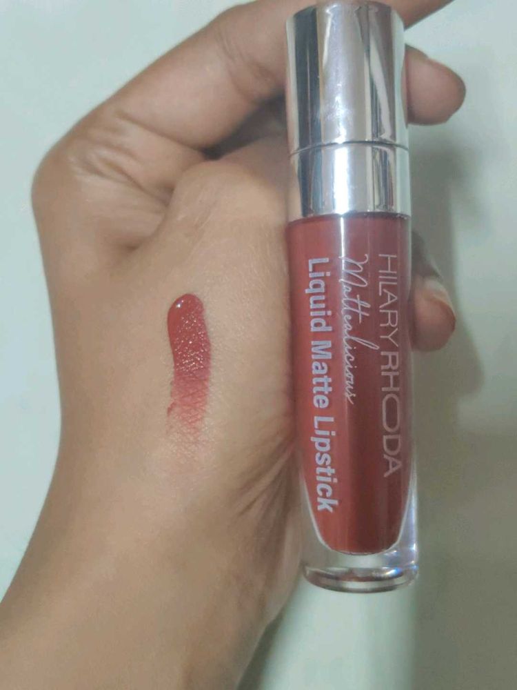 lipstick 💄 and lipbalm 👄