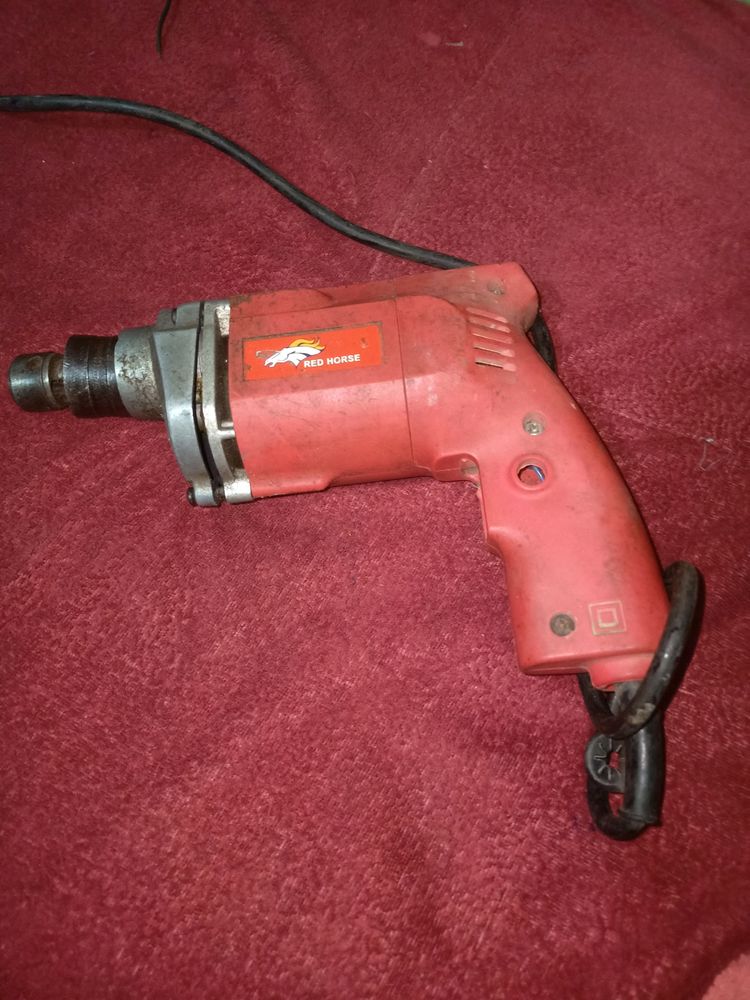 This Drill Machine It Is Okay But Short Repair And It Is Guaranteed Refundable So Contact Only Check Out Person No Comment This Rate Is Fix No Law And Hi