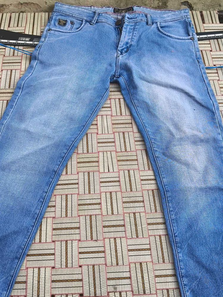 Stylish Light Wash Denim Jeans