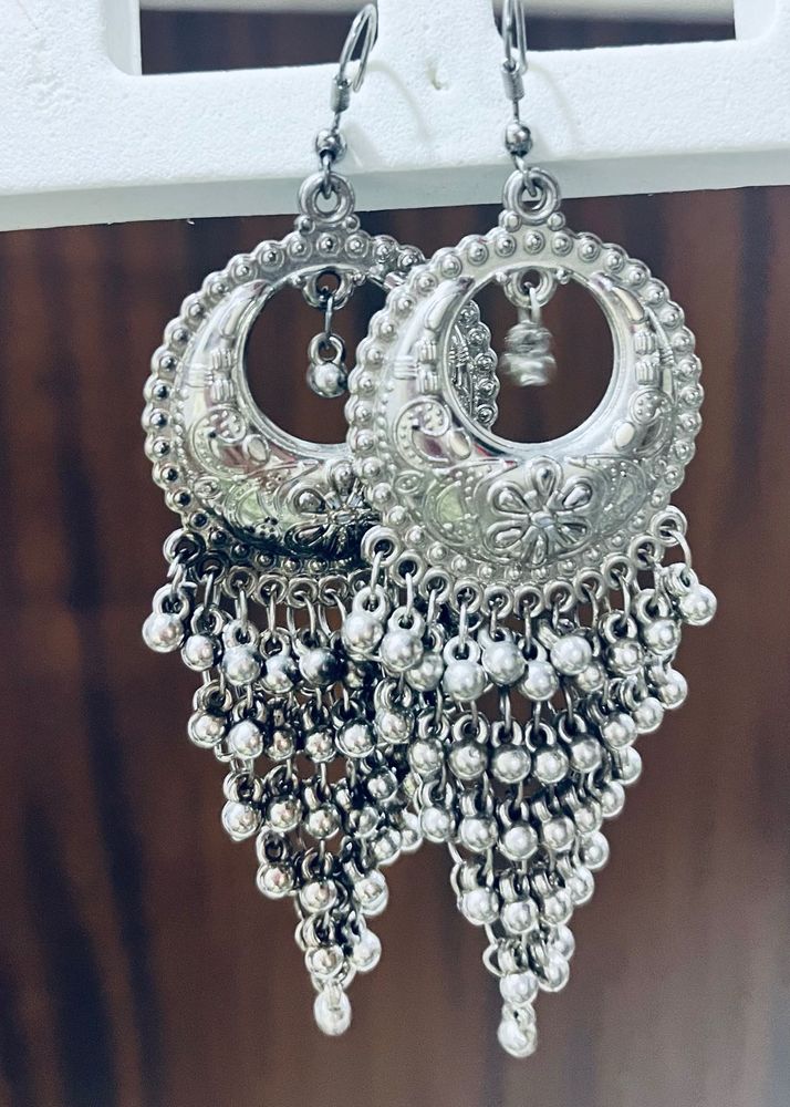 Silver Oxidised Dangle Earrings &amp; Beads Bracelet