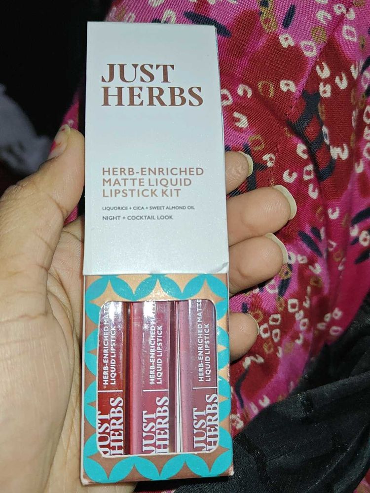 Just Herbs Liquid Lipstick Kit