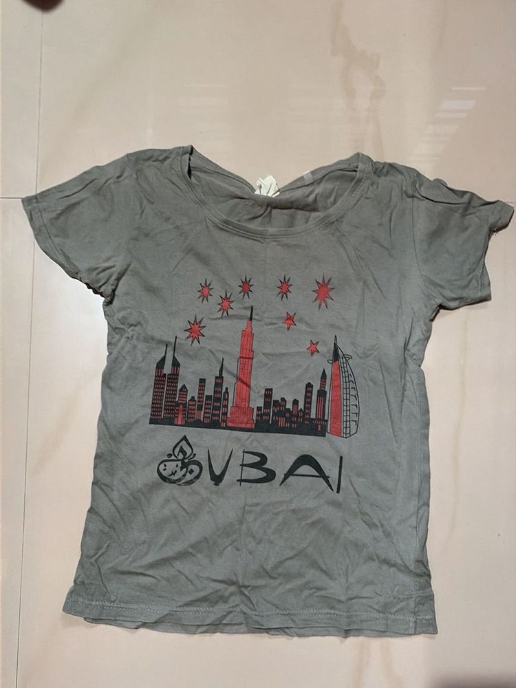 Dubai Graphic T-Shirt