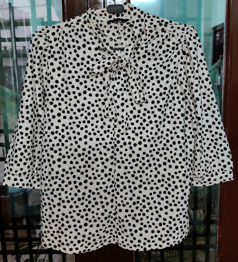 Polka Dot Tie-Neck Blouse