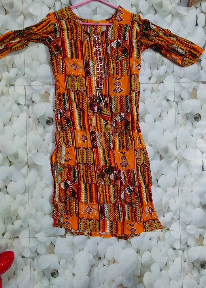 Beautiful Multi Colour Kurti M Size