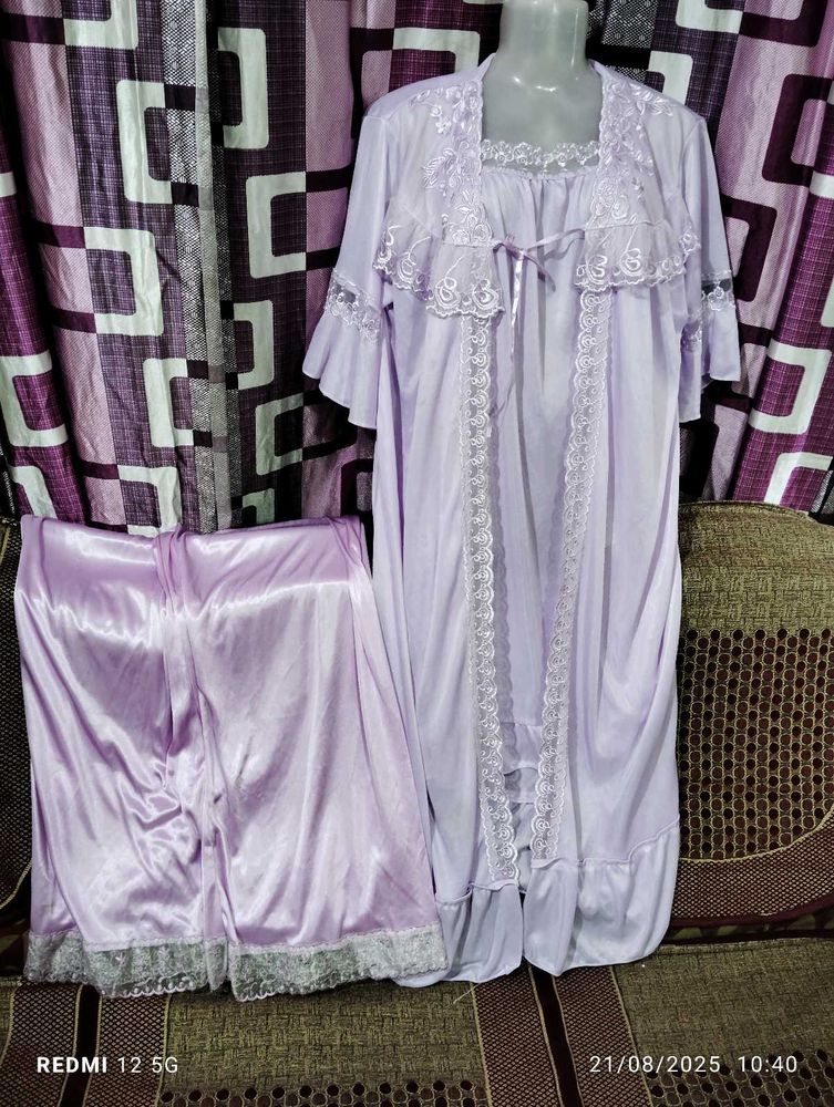 Night Wear😍