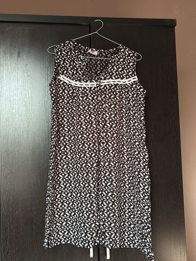 Patterned Sleeveless Dress