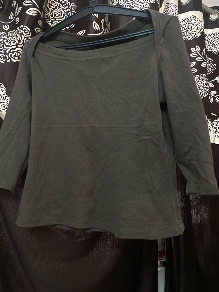 Olive Green 3/4 Sleeve Top