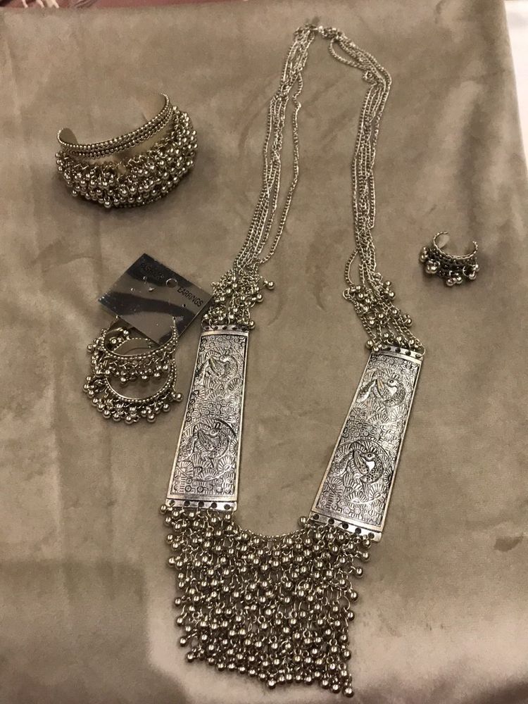 Garba Special Silver Tone Jewelry Set