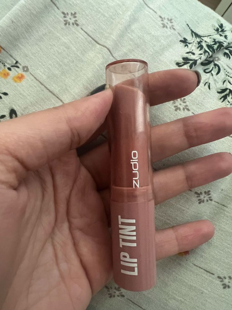LIP TINT.