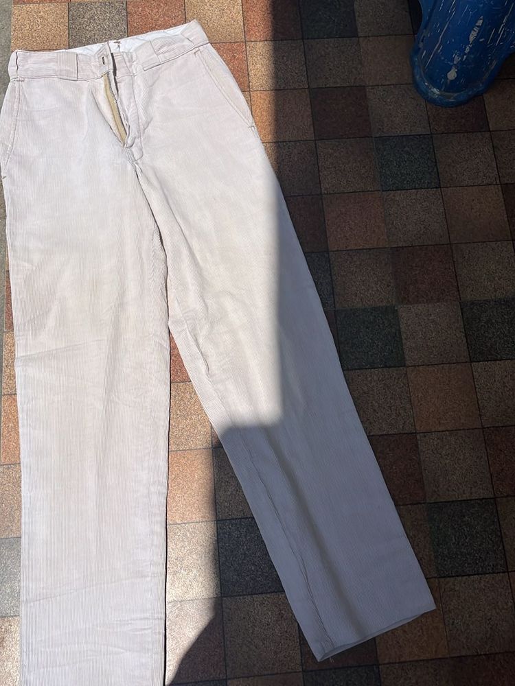 Exactly New Cream Corduroy Pants