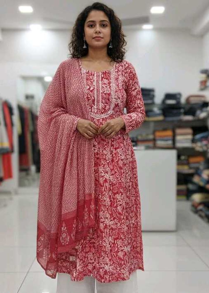 Red Floral Kurta Set
