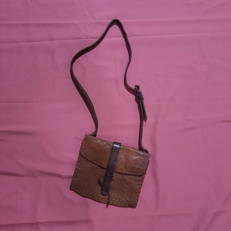 Vintage Leather Crossbody Bag