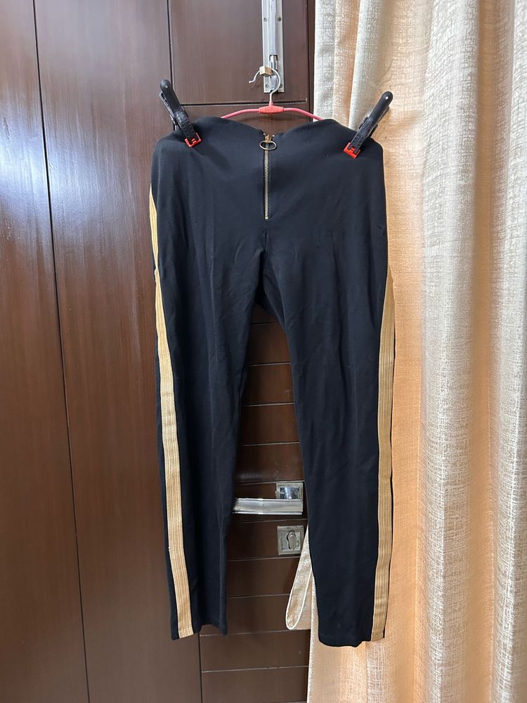 BLACK HIGH WAIST JEGGINGS✨