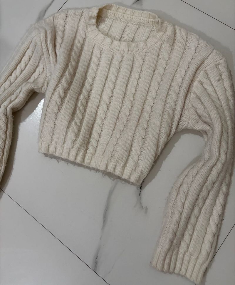 Cozy Cable Knit Cropped Sweater