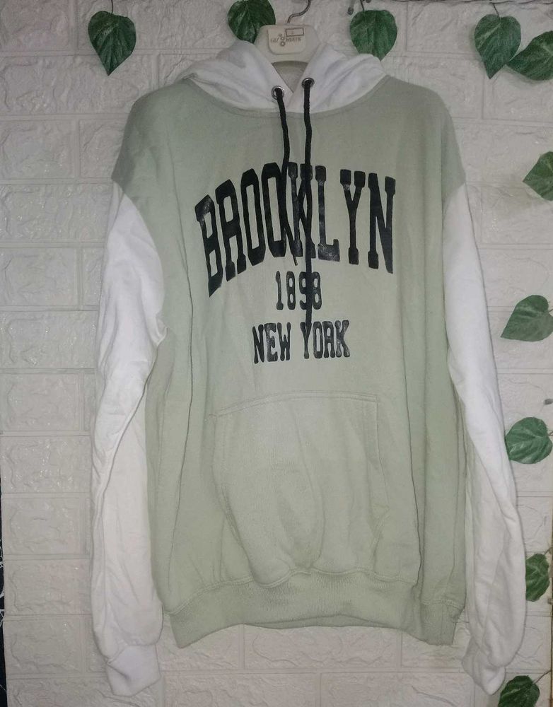 Brooklyn Graphic Hoodie