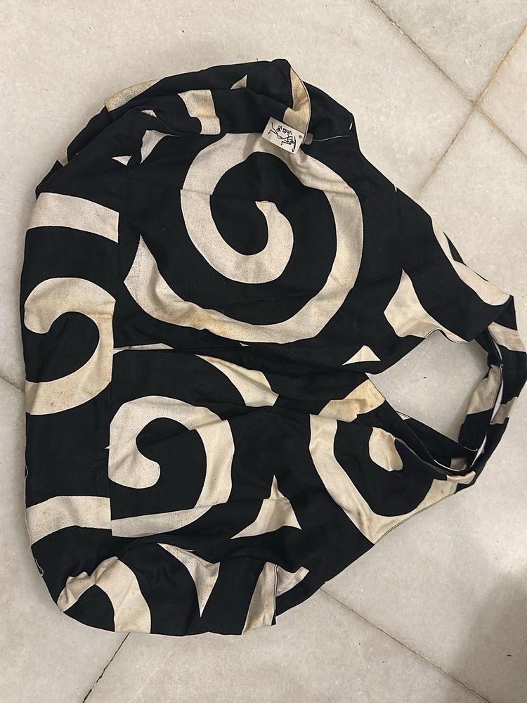 Vintage Patterned Shoulder Bag
