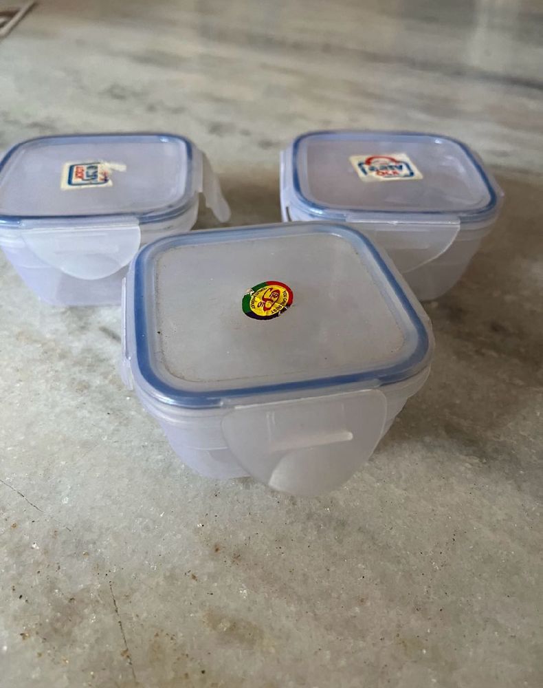Set Of 3 150 Ml Lock Containers