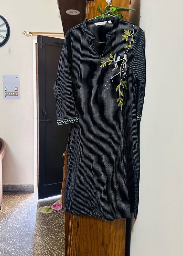 Bird Black Kurta