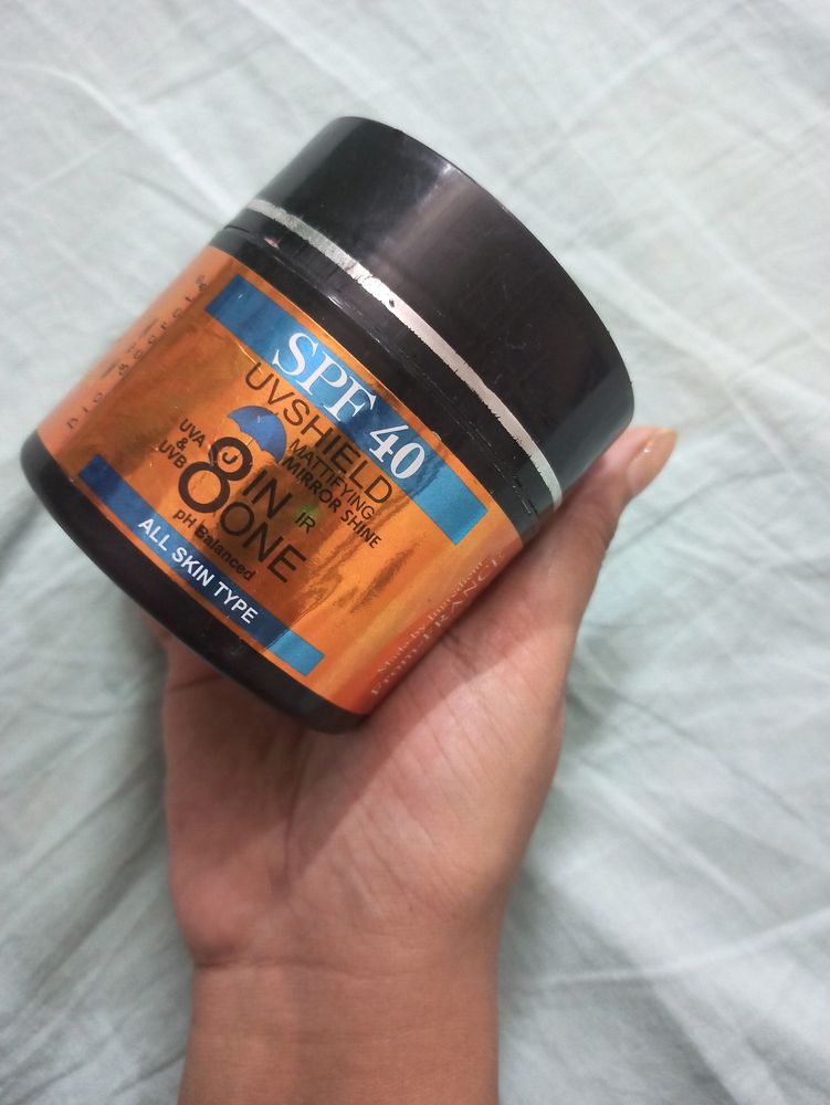 Bio Secrets SPF 40 UVSHIELD Mattifying Mirror Shine UVA &amp; UVB 8 In One Ph Balanced Sunscreen 🧴