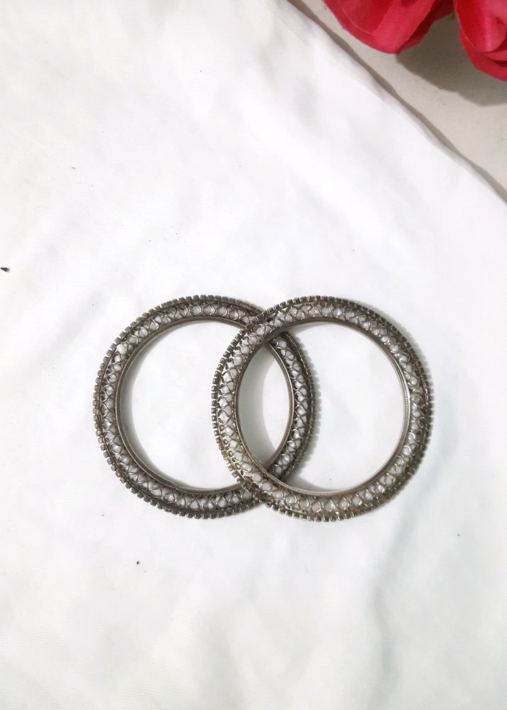 OXIDIZED BANGLES