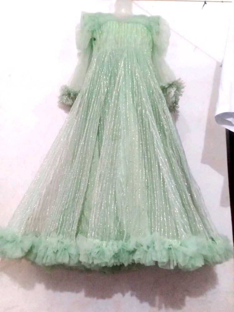 Elegant Green Ethnic Gown