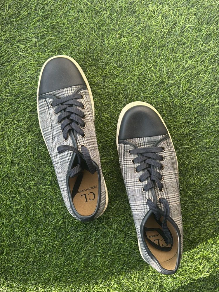 Blue-white  Sneakers By carlton london