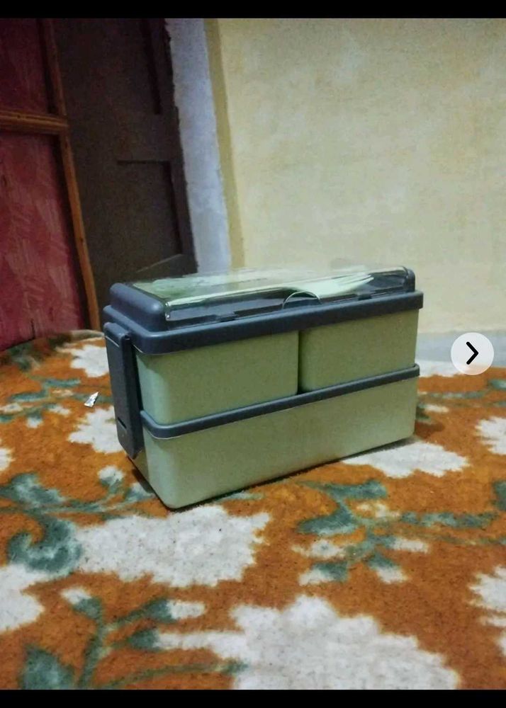 Lunch Box K Sath  Pencils Free
