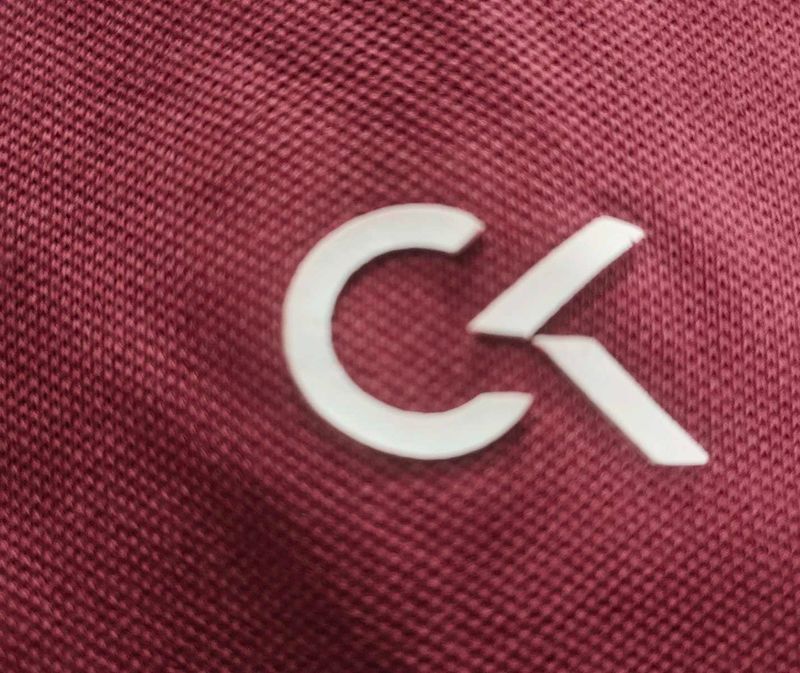 Calvin Klein T-Shirt