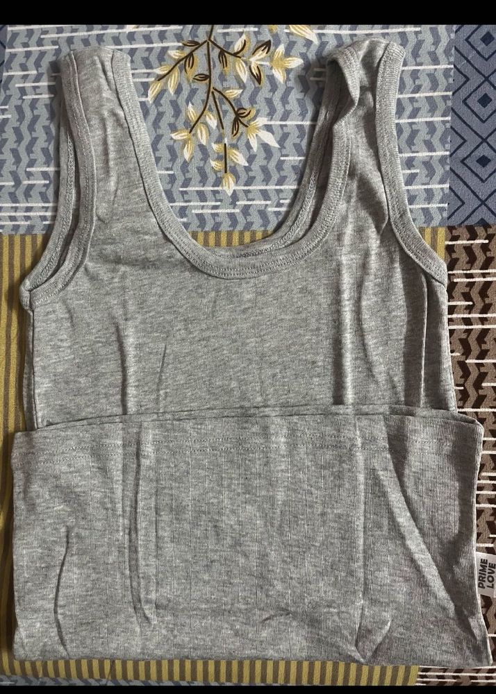 Women&#39;s Grey Inner Vest