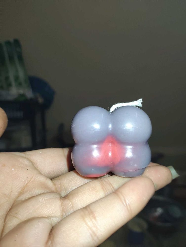 Unique Gray &amp; Red Candle